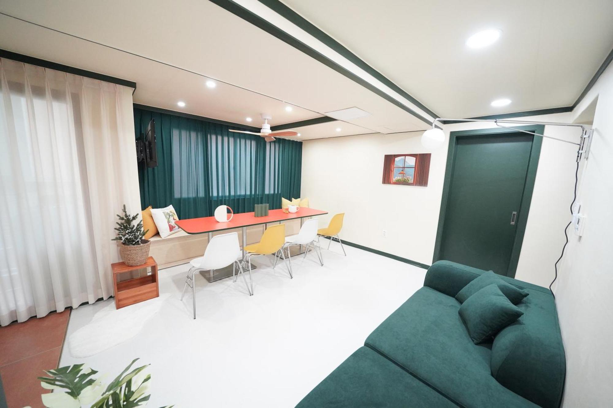 דירות סיאול Romantic Rooftop House מראה חיצוני תמונה