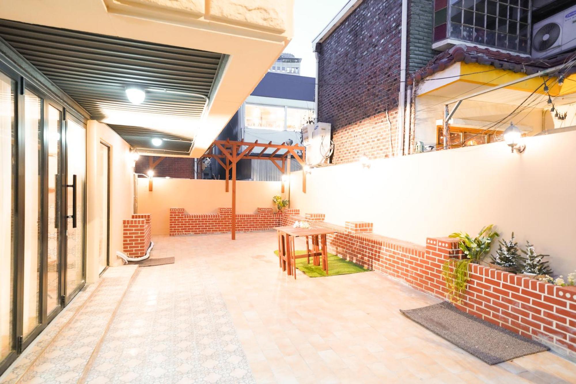 דירות סיאול Romantic Rooftop House מראה חיצוני תמונה